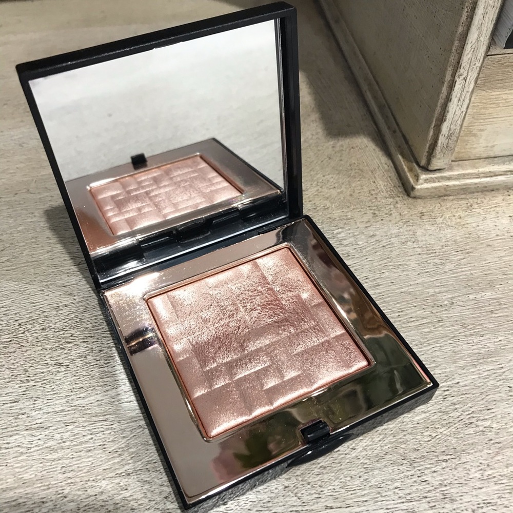 Bobbi Brown Afternoon Glow Highlighter
